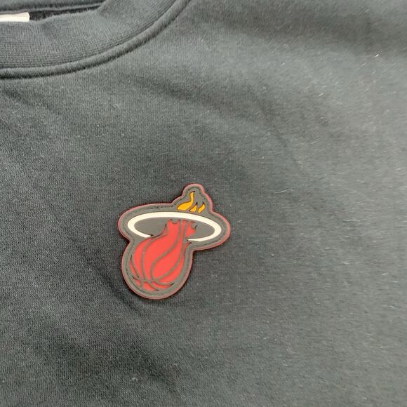 *SOLD* Nike Miami Heat Sweatshirt Men's Size L Black NBA Basketball Crewneck - Picture 2 of 8
